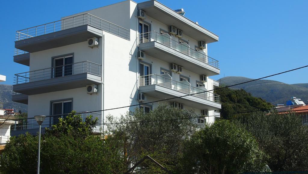 Rondos Hotel Himare Exterior foto