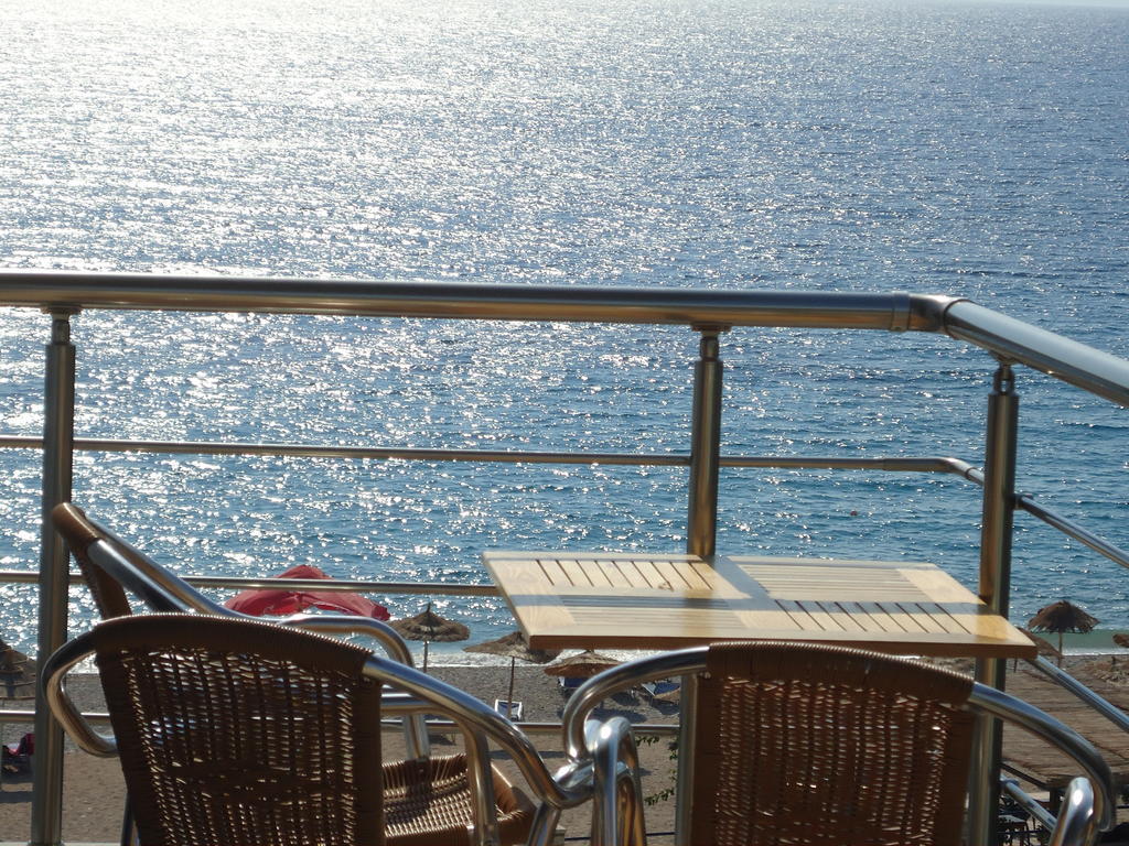 Rondos Hotel Himare Quarto foto