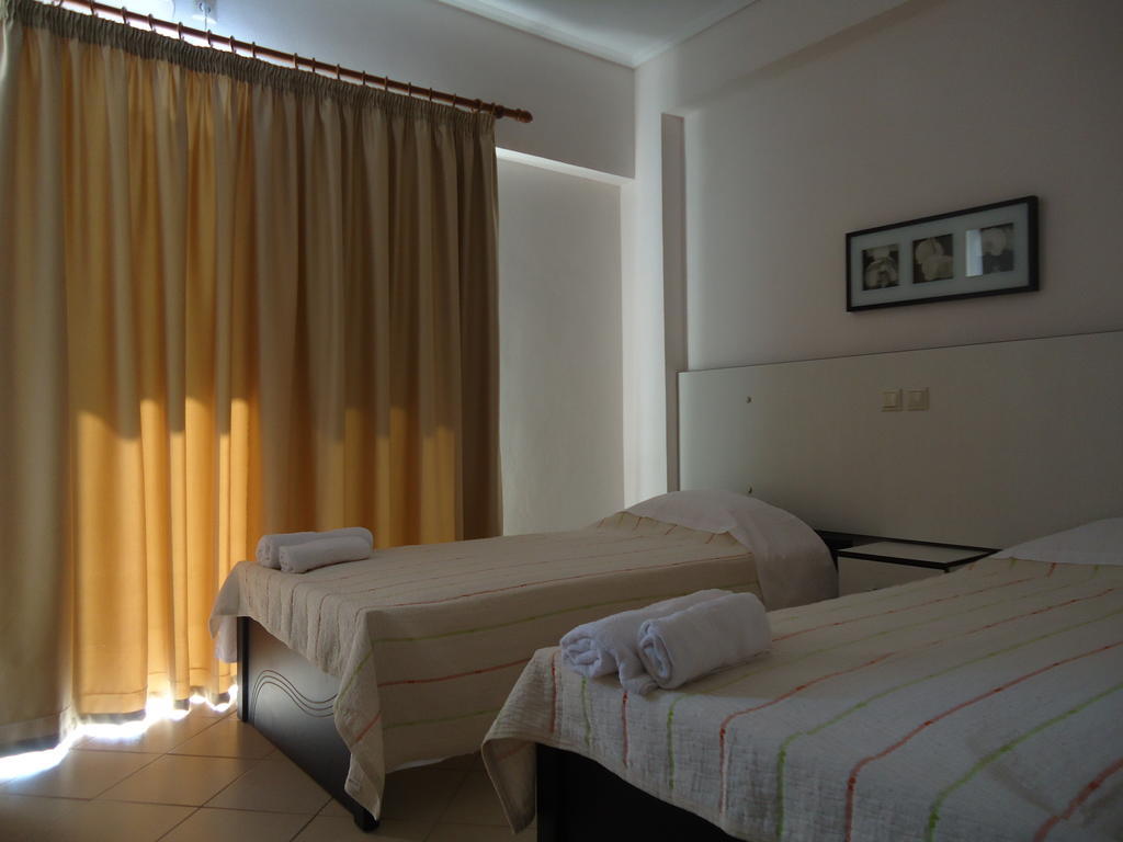 Rondos Hotel Himare Quarto foto